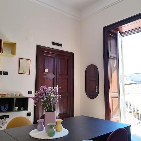 Casa Manu Nuovo Appartamento In Centro Storico เบเนเวนโต ภายนอก รูปภาพ